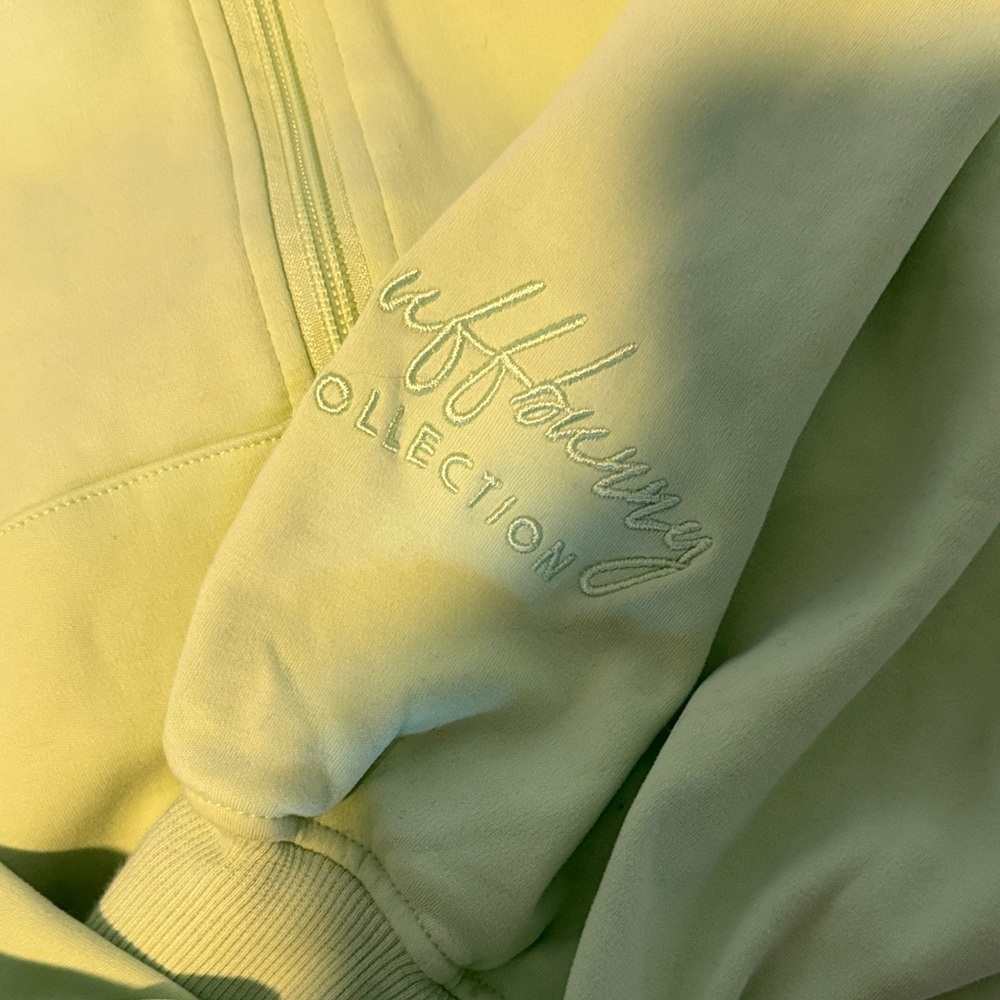 Buffbunny Full Zip Cloud Hoodie - Picture 5 of 6